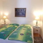 2 Raumwohnung Mit Sonniger Terrasse Und Seeblick Apartment *