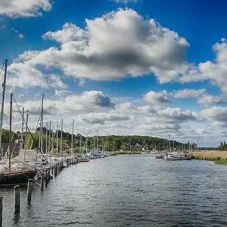 2 Raumwohnung Mit Sonniger Terrasse Und Seeblick