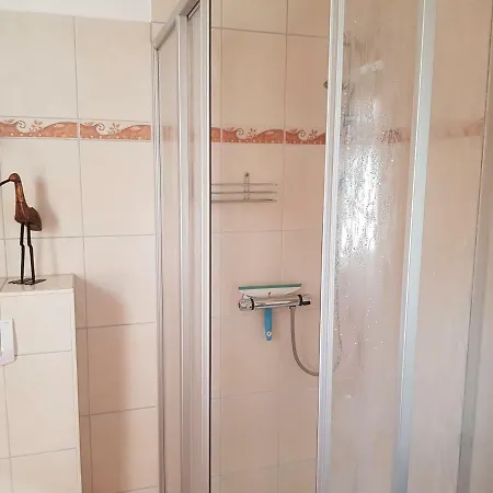 2 Raumwohnung Mit Sonniger Terrasse Und Seeblick Апартаменти Sellin (Rugen)