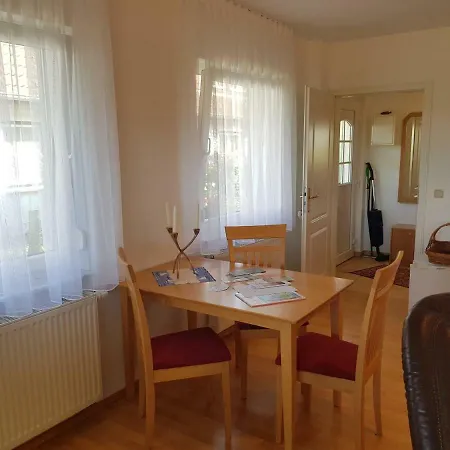 Апартаменти 2 Raumwohnung Mit Sonniger Terrasse Und Seeblick Sellin (Rugen)