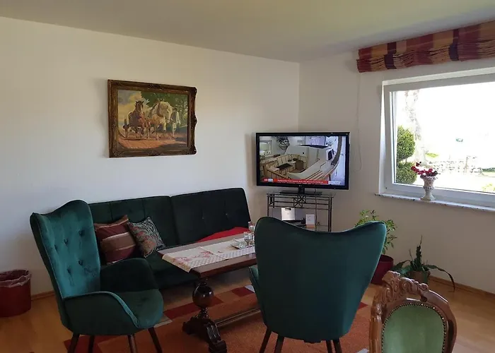 2 Raumwohnung Mit Sonniger Terrasse Und Seeblick *