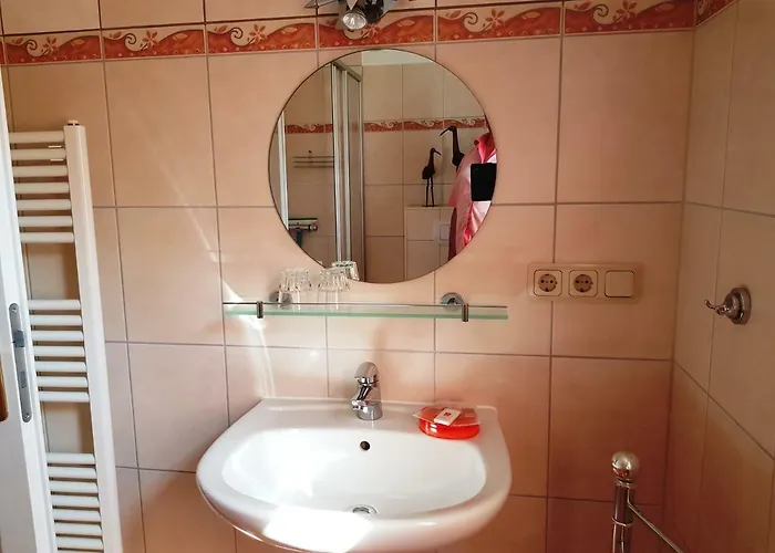 Apartment 2 Raumwohnung Mit Sonniger Terrasse Und Seeblick